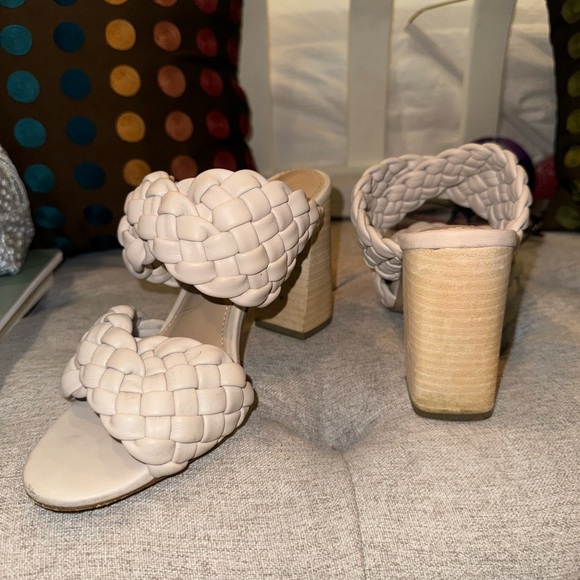 STEVE MADDEN Twisted Bone Mule Heel !!! - Picture 6 of 7